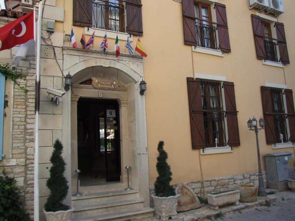 Hotel Amphora Foca Exteriér fotografie